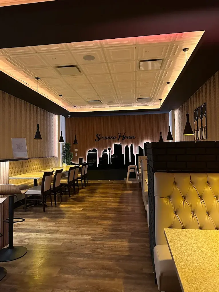 Best indian restaurant in Calgary, AB - Samosa House Indian Cuisine